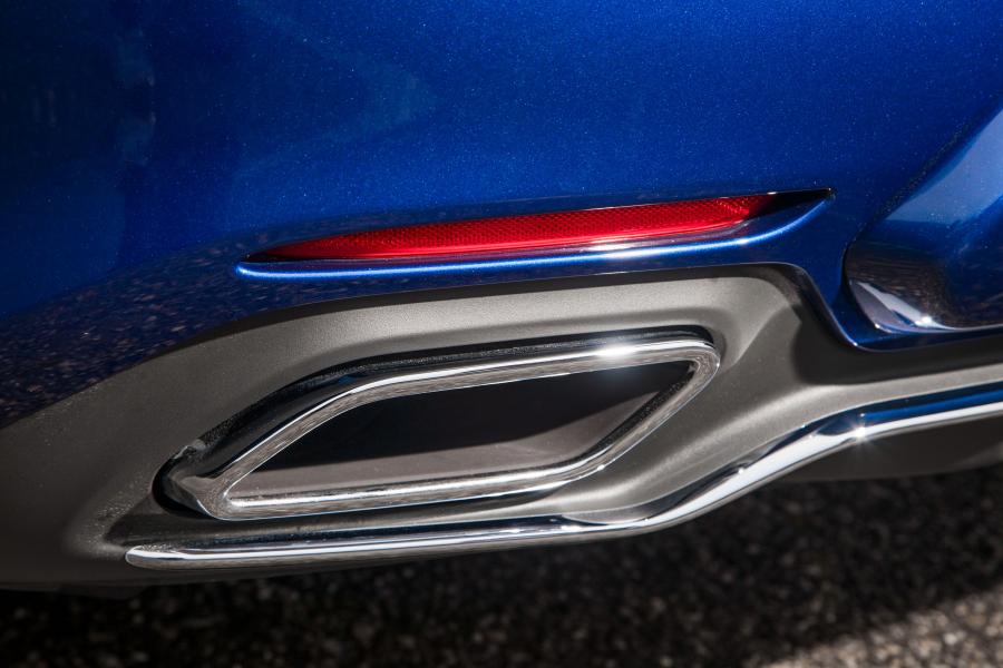 Детали экстерьера Mercedes-AMG GT C (C190) 2017 года  (NA) (фото 3 из 40)